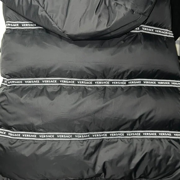 Versace Men sleeveless puffer jacket